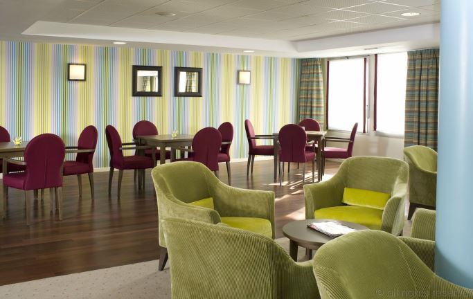  : Résidence Services Seniors DOMITYS Le Jardin Fleuri - Salon